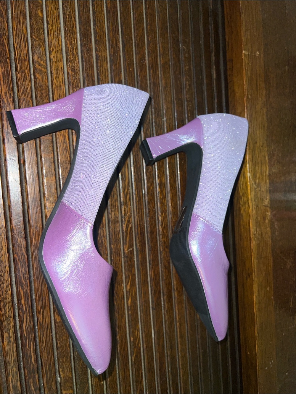Purple Women's Pointed-Toe Flats - Stylish Everyday Pumps - Picture 3 of 6